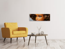 Laden Sie das Bild in den Galerie-Viewer, Leinwandbild Panorama Puppengesicht