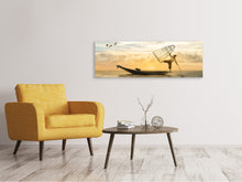 Laden Sie das Bild in den Galerie-Viewer, Leinwandbild Panorama Kunstvoller Fischer