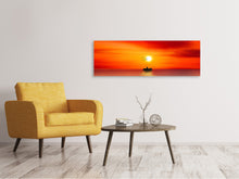 Laden Sie das Bild in den Galerie-Viewer, Leinwandbild Panorama Ein Fischer im Sonnenuntergang