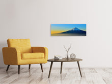 Laden Sie das Bild in den Galerie-Viewer, Leinwandbild Panorama Imposanter Fujisan