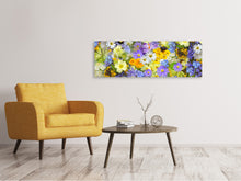 Laden Sie das Bild in den Galerie-Viewer, Leinwandbild Panorama Frische Frühlingsblumen