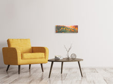 Laden Sie das Bild in den Galerie-Viewer, Leinwandbild Panorama Die Bergwiese