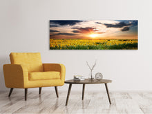 Laden Sie das Bild in den Galerie-Viewer, Leinwandbild Panorama Ein Feld von Sonnenblumen