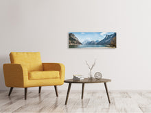 Laden Sie das Bild in den Galerie-Viewer, Leinwandbild Panorama Der idyllische Bergsee