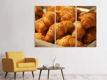 Laden Sie das Bild in den Galerie-Viewer, Leinwandbild 3-teilig Frische Croissants