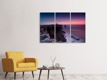 Laden Sie das Bild in den Galerie-Viewer, Leinwandbild 3-teilig Der Leuchtturm in der Abenddämmerung