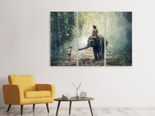 Laden Sie das Bild in den Galerie-Viewer, Leinwandbild 3-teilig Der Elefant bei der Arbeit