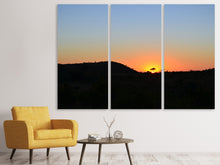 Laden Sie das Bild in den Galerie-Viewer, Leinwandbild 3-teilig Sonnenuntergang in Afrika