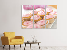 Laden Sie das Bild in den Galerie-Viewer, Leinwandbild 3-teilig Süsse Cupcake