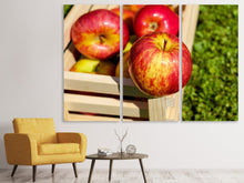Laden Sie das Bild in den Galerie-Viewer, Leinwandbild 3-teilig Kiste mit Äpfeln