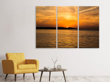 Laden Sie das Bild in den Galerie-Viewer, Leinwandbild 3-teilig Die Sonne geht unter