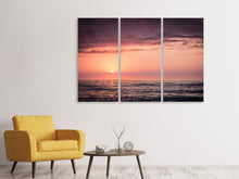 Laden Sie das Bild in den Galerie-Viewer, Leinwandbild 3-teilig Wundervoller Sonnenuntergang am Horizont