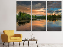 Laden Sie das Bild in den Galerie-Viewer, Leinwandbild 3-teilig Mystischer See