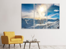 Laden Sie das Bild in den Galerie-Viewer, Leinwandbild 3-teilig Über den verschneiten Gipfeln