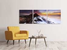 Laden Sie das Bild in den Galerie-Viewer, Panorama Leinwandbild 3-teilig Naturgewalt Wasser