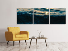Laden Sie das Bild in den Galerie-Viewer, Panorama Leinwandbild 3-teilig Die Wasseroberfläche