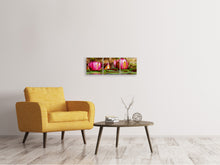 Laden Sie das Bild in den Galerie-Viewer, Panorama Leinwandbild 3-teilig Rotes Seerosen Trio