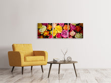 Laden Sie das Bild in den Galerie-Viewer, Panorama Leinwandbild 3-teilig Viele bunte Rosenblüten