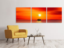Laden Sie das Bild in den Galerie-Viewer, Panorama Leinwandbild 3-teilig Ein Fischer im Sonnenuntergang