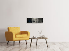 Laden Sie das Bild in den Galerie-Viewer, Panorama Leinwandbild 3-teilig Unheimliche Quallen