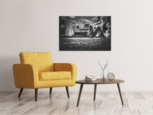 Laden Sie das Bild in den Galerie-Viewer, Leinwandbild Oldtimer Reparatur
