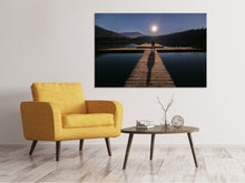 Laden Sie das Bild in den Galerie-Viewer, Leinwandbild Allein bei Vollmond