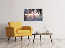 Laden Sie das Bild in den Galerie-Viewer, Leinwandbild Unter Palmenblätter
