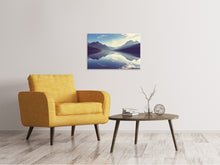 Laden Sie das Bild in den Galerie-Viewer, Leinwandbild Bergspiegelung