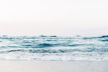 Laden Sie das Bild in den Galerie-Viewer, Fototapete Alleine am Strand