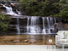 Laden Sie das Bild in den Galerie-Viewer, Fototapete Am Ende des Wasserfalls