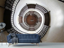 Laden Sie das Bild in den Galerie-Viewer, Fototapete Beeindruckende Wendeltreppe