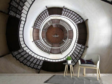 Laden Sie das Bild in den Galerie-Viewer, Fototapete Beeindruckende Wendeltreppe