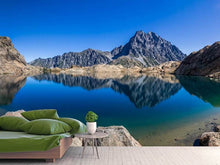 Laden Sie das Bild in den Galerie-Viewer, Fototapete Beruhigender Bergsee