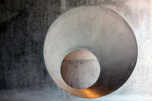 Laden Sie das Bild in den Galerie-Viewer, Fototapete Beton Kunst