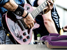 Laden Sie das Bild in den Galerie-Viewer, Fototapete Das Konzert