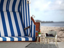 Laden Sie das Bild in den Galerie-Viewer, Fototapete Der eigene Strandkorb