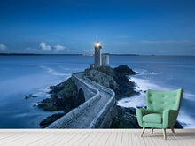 Laden Sie das Bild in den Galerie-Viewer, Fototapete Der Weg zum Leuchtturm