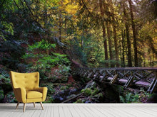 Laden Sie das Bild in den Galerie-Viewer, Fototapete Die Wald Brücke