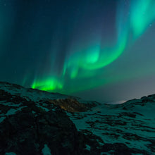 Laden Sie das Bild in den Galerie-Viewer, Fototapete Faszination Nordlicht