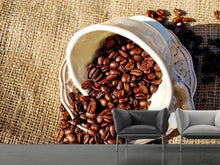 Laden Sie das Bild in den Galerie-Viewer, Fototapete Kaffeebohnen in der Tasse