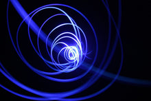Laden Sie das Bild in den Galerie-Viewer, Fototapete Licht Kunst