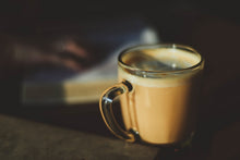 Laden Sie das Bild in den Galerie-Viewer, Fototapete Milch-Kaffee