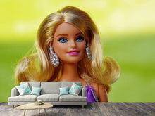 Laden Sie das Bild in den Galerie-Viewer, Fototapete Moderne Prinzessin