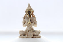 Laden Sie das Bild in den Galerie-Viewer, Fototapete Skulptur eines Buddhas