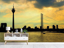Laden Sie das Bild in den Galerie-Viewer, Fototapete Skyline im Abendlicht