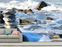 Laden Sie das Bild in den Galerie-Viewer, Fototapete Steinstapel am Meer