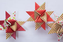 Laden Sie das Bild in den Galerie-Viewer, Fototapete Sterne Origami