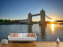 Laden Sie das Bild in den Galerie-Viewer, Fototapete Tower Bridge im Sonnenuntergang