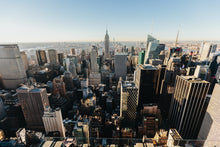 Laden Sie das Bild in den Galerie-Viewer, Fototapete Über den Dächern von NYC