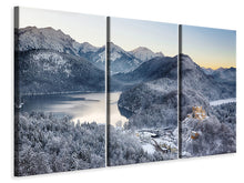 Laden Sie das Bild in den Galerie-Viewer, Leinwandbild 3-teilig Schloss Neuschwanstein im Ammergebierge